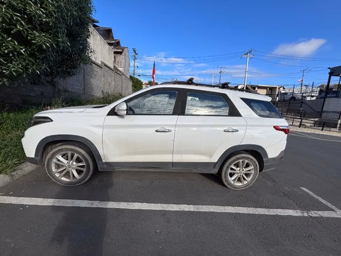 DSFK 560 1,8 comfort especial 7 asientos