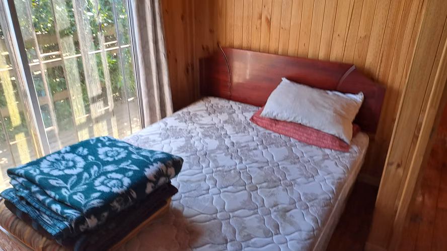Cabaña amoblada para 8 personas en amplio terreno de 1000m² - Horcón