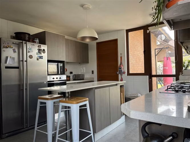 Casa en arriendo de 4D más Home Office. Brisas Norte. - Imagen 11