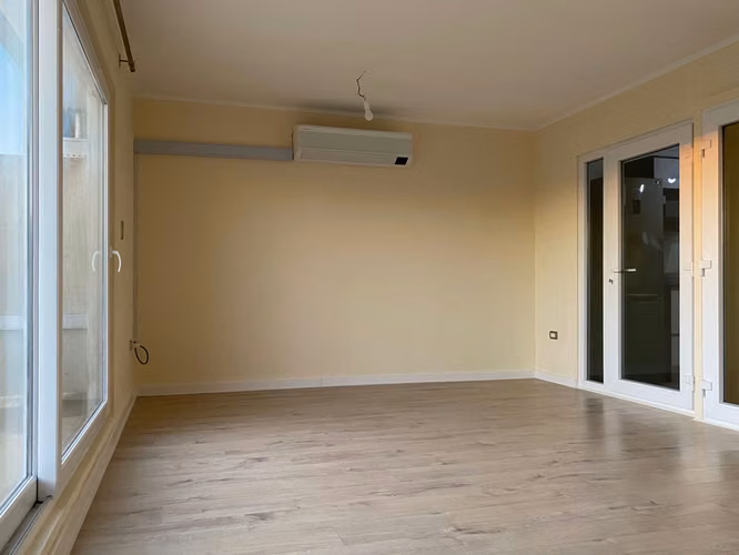 Casa mediterránea con amplio terreno en Altos de Rumié - Imagen 9