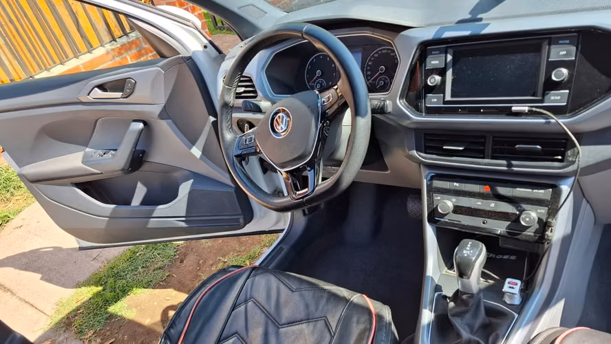2021 Volkswagen T-CROSS - Imagen 5