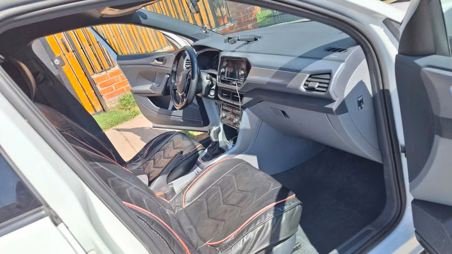 2021 Volkswagen T-CROSS - Imagen 6