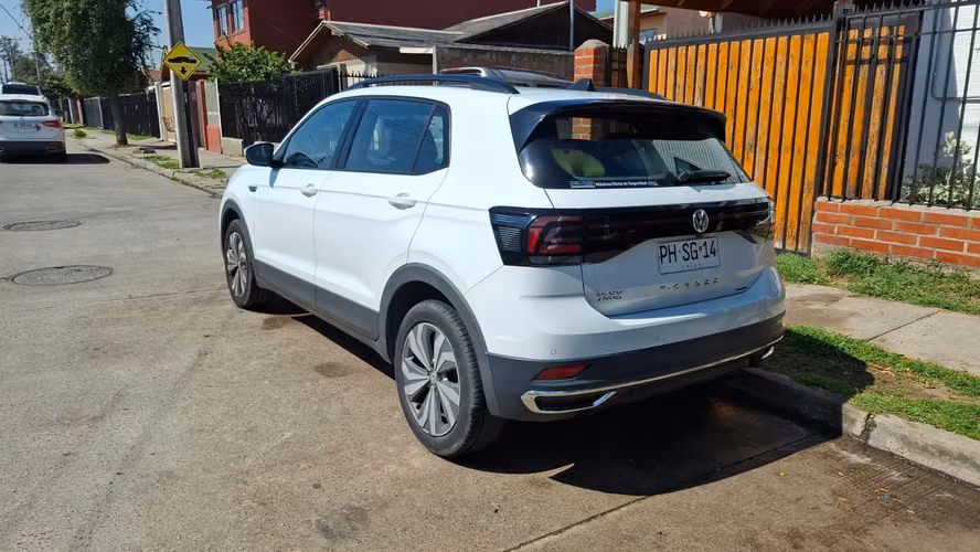 2021 Volkswagen T-CROSS - Imagen 2