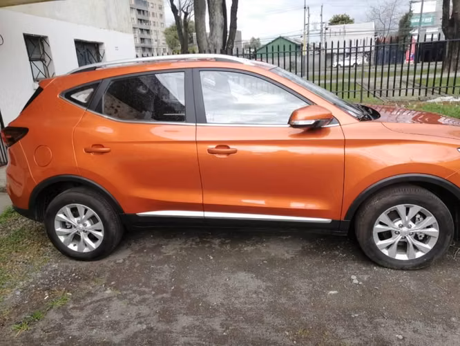 Vendo Suv MG ZS 2024 - Imagen 2