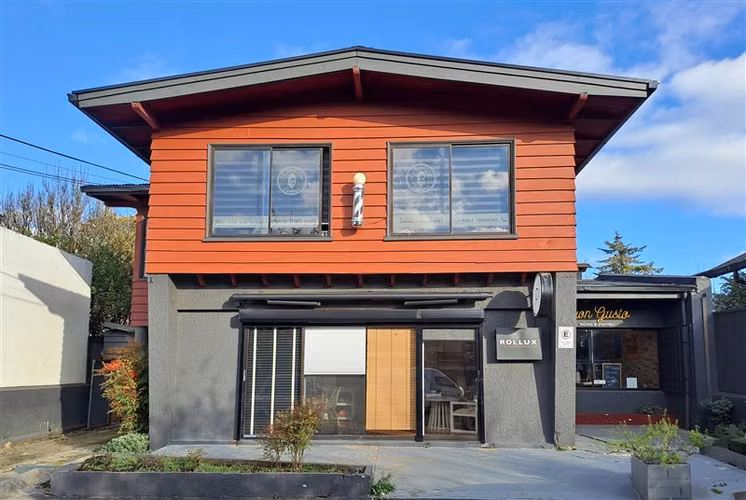 Arriendo Casa Comercial Barros Arana esq. OHiggins, Osorno.