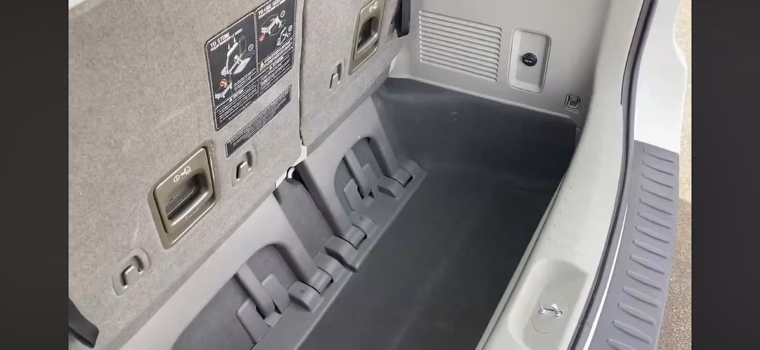 KIA Gran Carnival 2020 Diésel Automática - Imagen 3