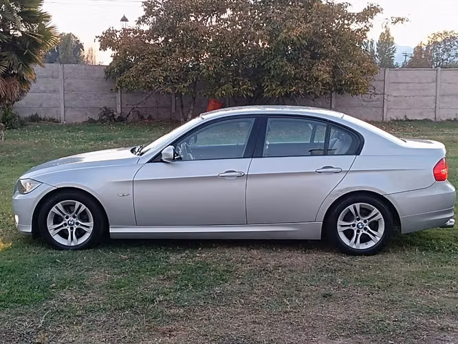 BMW 316i 2012 - Imagen 4
