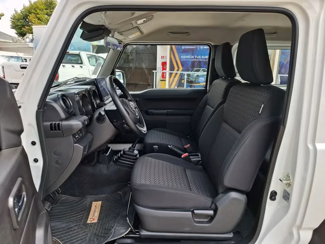 SUZUKI JIMNY 2026 - Imagen 15
