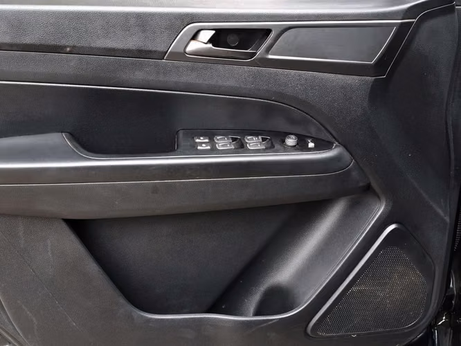 SSANGYONG GRAND MUSSO 2024 - Imagen 12