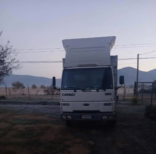 Vendo camion Ford cargo 915 - Imagen 2