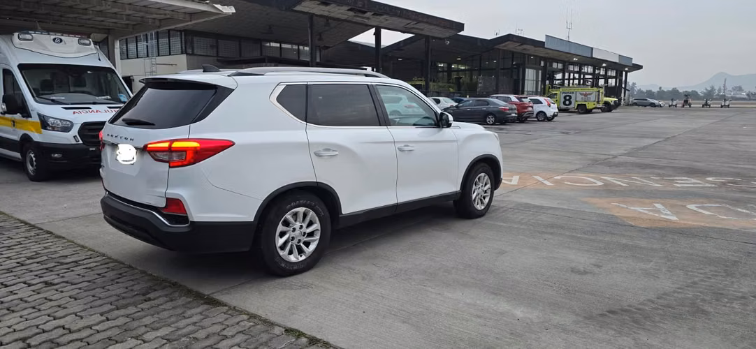 Ssang yong rexton 2.2 AT Diesel - Imagen 6