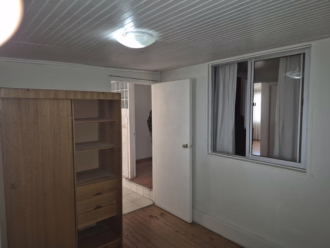 Arriendo casa en Psje. Presidente Arturo Alessandri N° 1148, comuna de Cerro Navia
