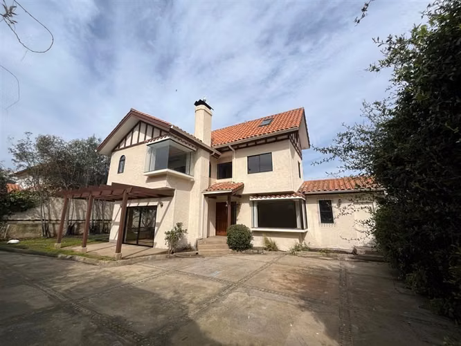 Casa en venta de 5 dorm. en Viña del Mar - Imagen 1