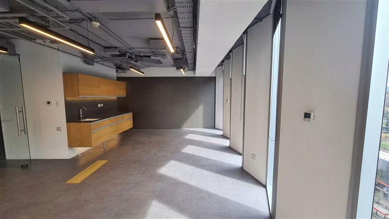 Oficina Arriendo Las Condes 140m2 PLibre Vista a Cordillera - Imagen 5