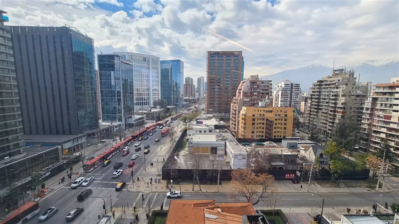 Oficina Arriendo Las Condes 140m2 PLibre Vista a Cordillera - Imagen 7