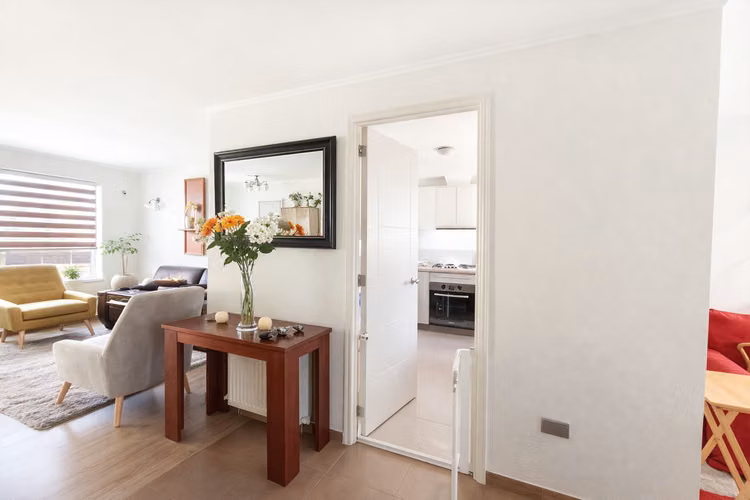 CASA EN TOROBAYO, AMPLIA, LUMINOSA Y LISTA PARA VIVIR