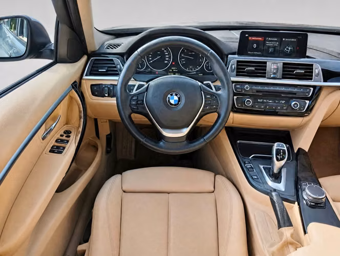 BMW 320I SPORT LCI 2.0 AUT 2018