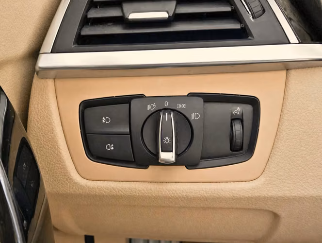 BMW 320I SPORT LCI 2.0 AUT 2018