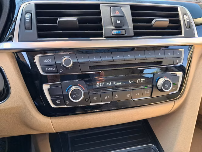 BMW 320I SPORT LCI 2.0 AUT 2018