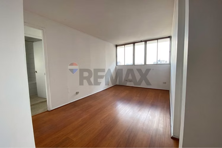 Arriendo 2d/2b con excelente conectividad - Imagen 6