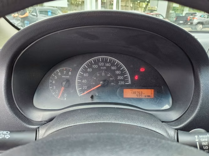 Nissan Versa 1.6 Sense  Mt 2015 - Imagen 15
