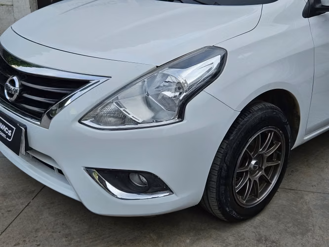 Nissan Versa 1.6 Sense  Mt 2015 - Imagen 2