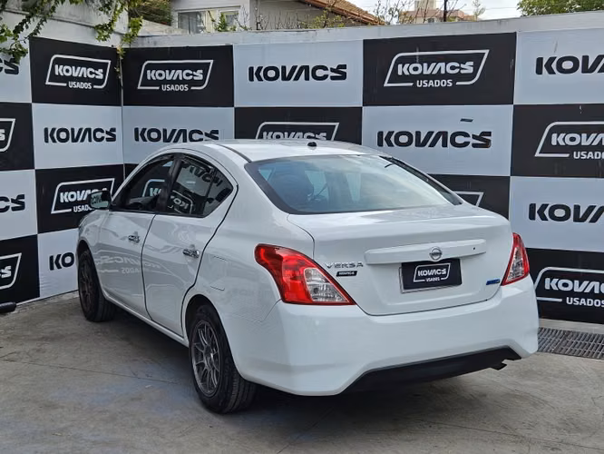 Nissan Versa 1.6 Sense  Mt 2015 - Imagen 20