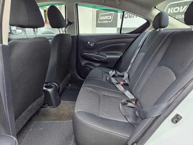 Nissan Versa 1.6 Sense  Mt 2015 - Imagen 6