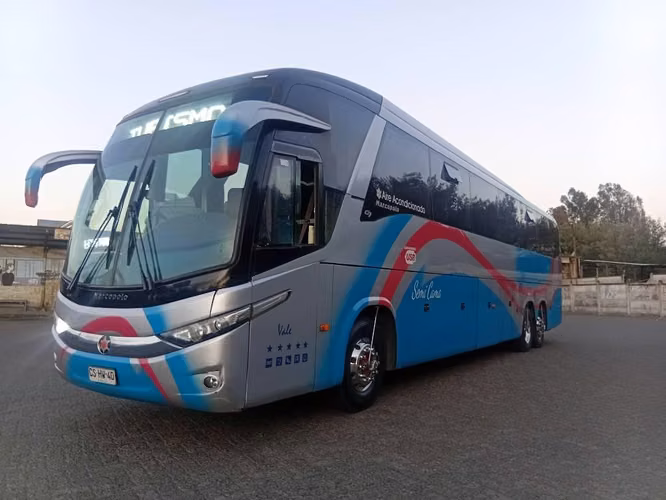 SE VENDE BUS SEMI CAMA