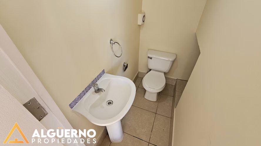 ARRIENDO CASA REMODELADA 3D3B2E MIRAFLORES 782 PEÑAFLOR