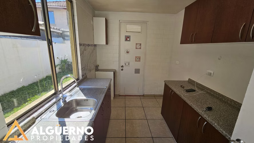 ARRIENDO CASA REMODELADA 3D3B2E MIRAFLORES 782 PEÑAFLOR