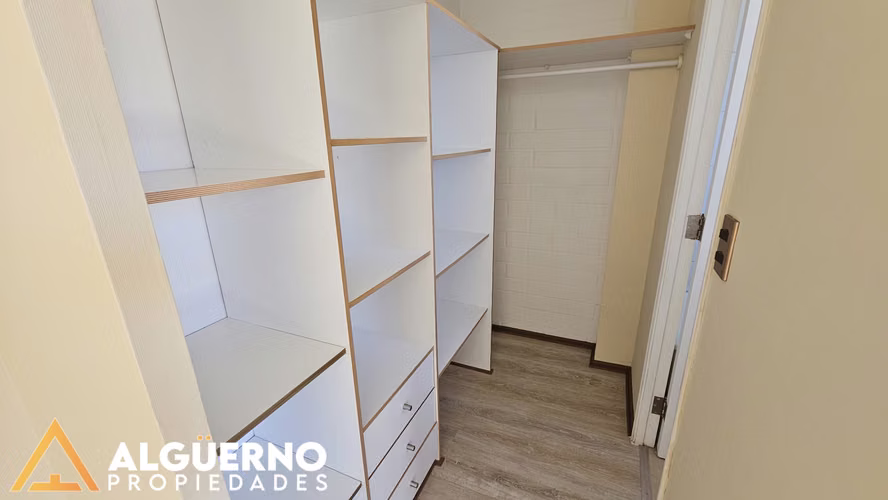 ARRIENDO CASA REMODELADA 3D3B2E MIRAFLORES 782 PEÑAFLOR