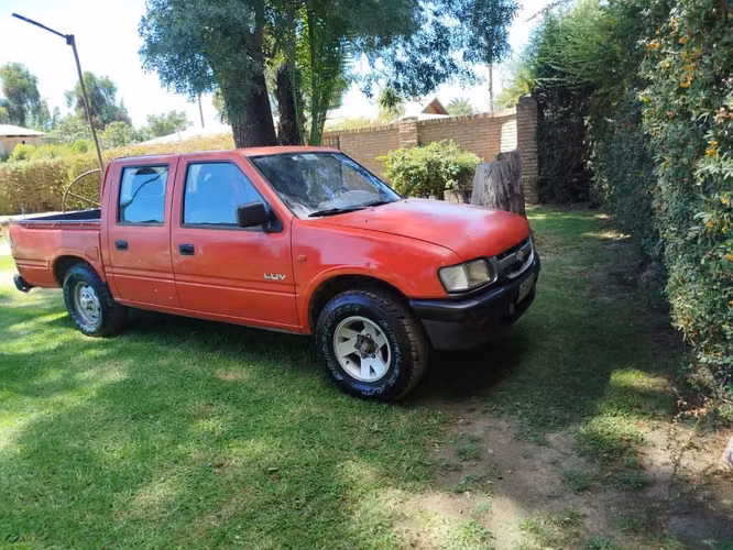 Chevrolet luv - Imagen 2