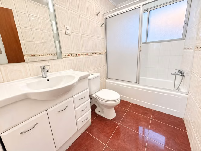 Casa 141/421m2 Metro P Egaña 3D 2B Estar 1 piso gran patio - Imagen 17