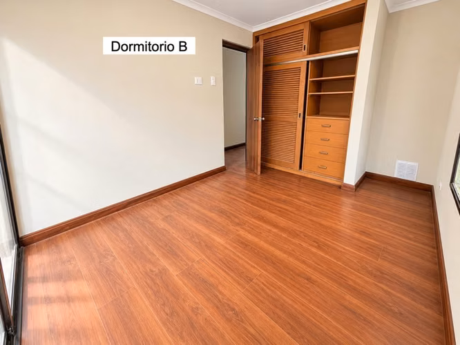Casa 141/421m2 Metro P Egaña 3D 2B Estar 1 piso gran patio - Imagen 19