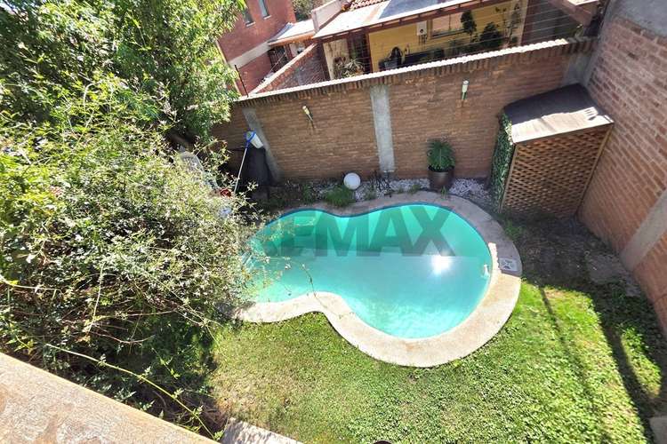 Casa 5d3b3e con piscina y jardín - Imagen 37