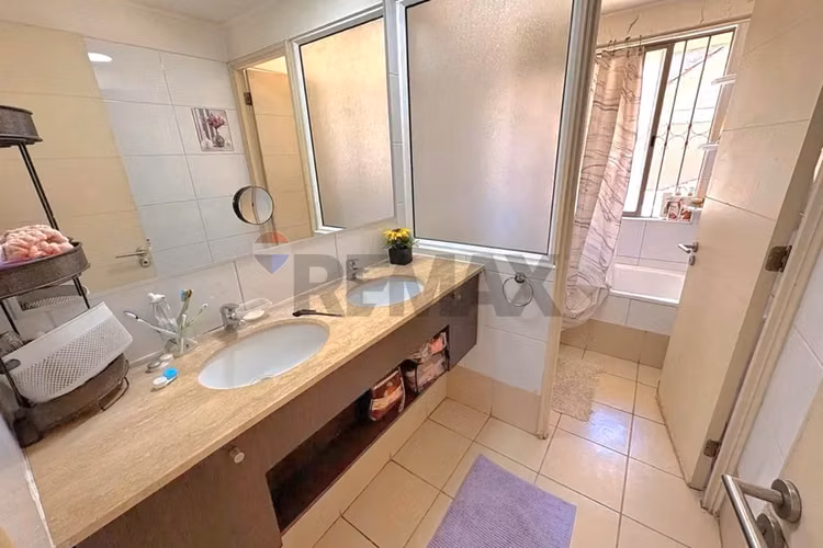 Casa 5d3b3e con piscina y jardín - Imagen 29