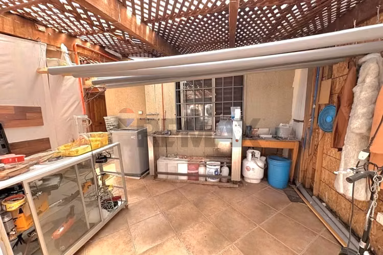 Casa 5d3b3e con piscina y jardín - Imagen 11