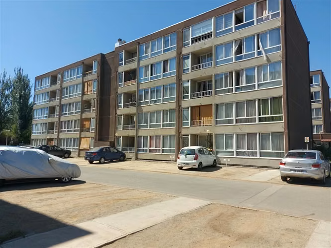 Arriendo departamento amoblado en Los Andes - Imagen 1