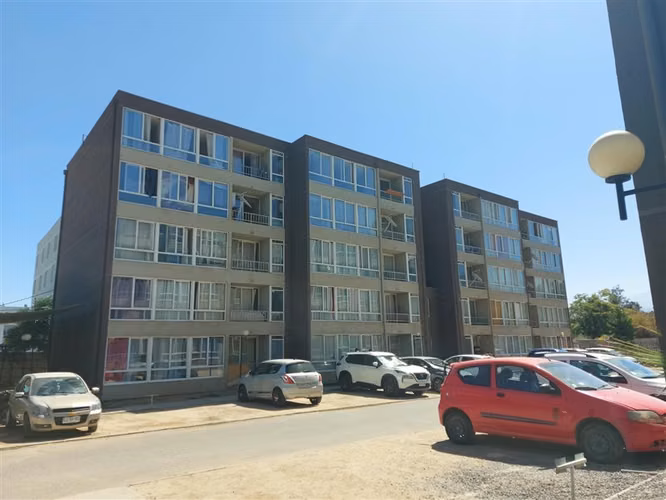 Arriendo departamento amoblado en Los Andes - Imagen 4
