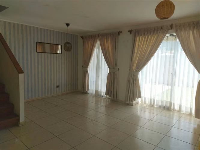 Arriendo Casa en Los Andes - Imagen 2