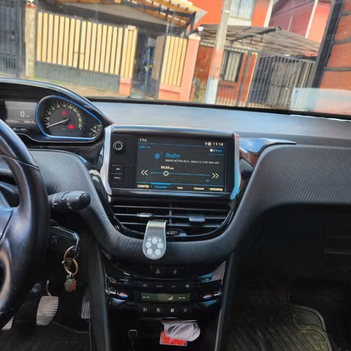 Peugeot 2008 1.5 Blue hdi 2020 - Imagen 6