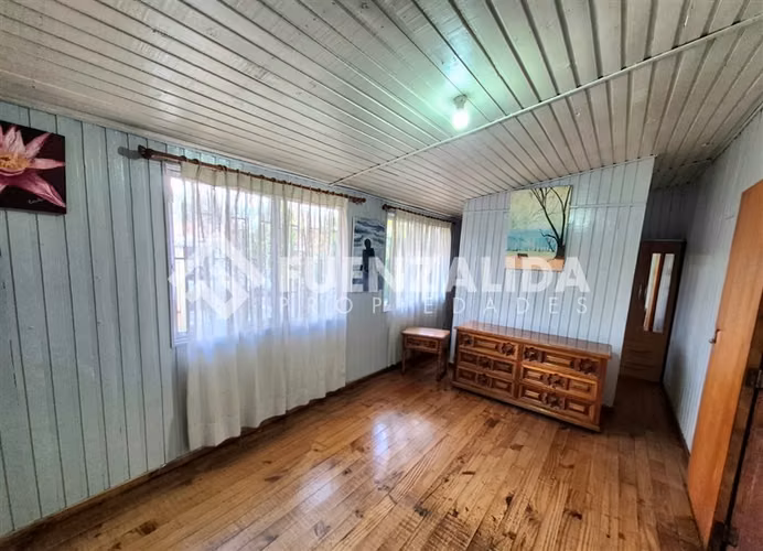 Casa en venta de 3 dorm. en La Reina