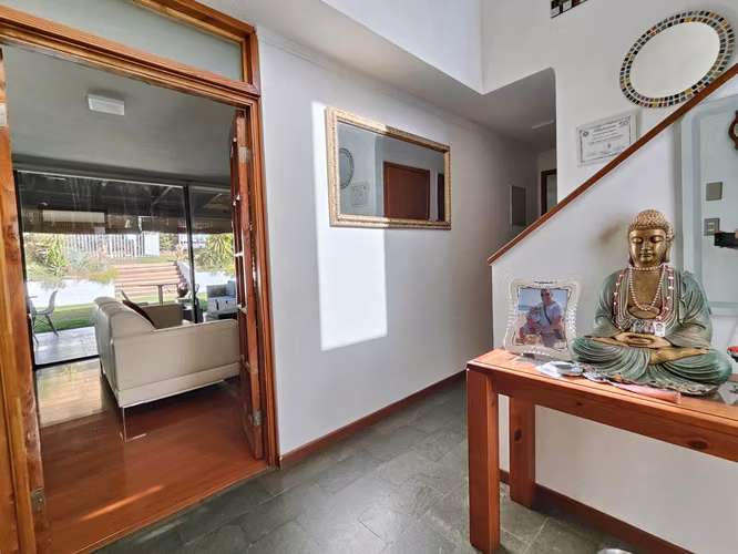 CASA CON GRAN TERRENO!! - Imagen 16