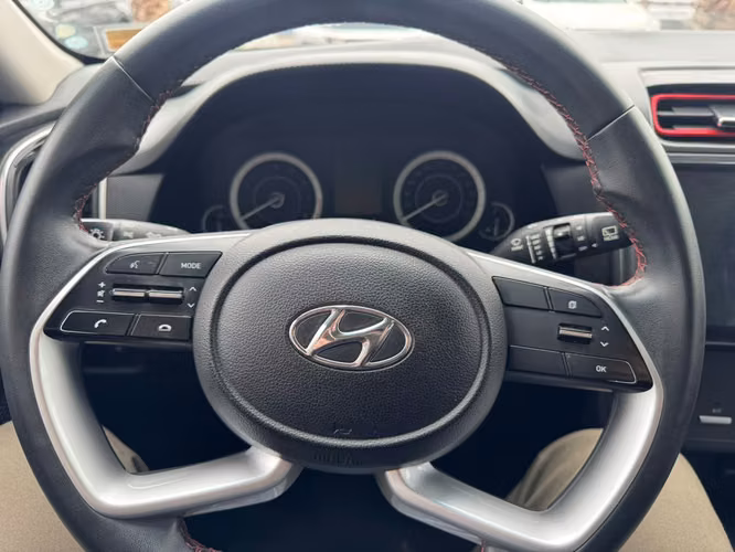 HYUNDAI CRETA 1.5 SU2I PLUS MT - Imagen 7