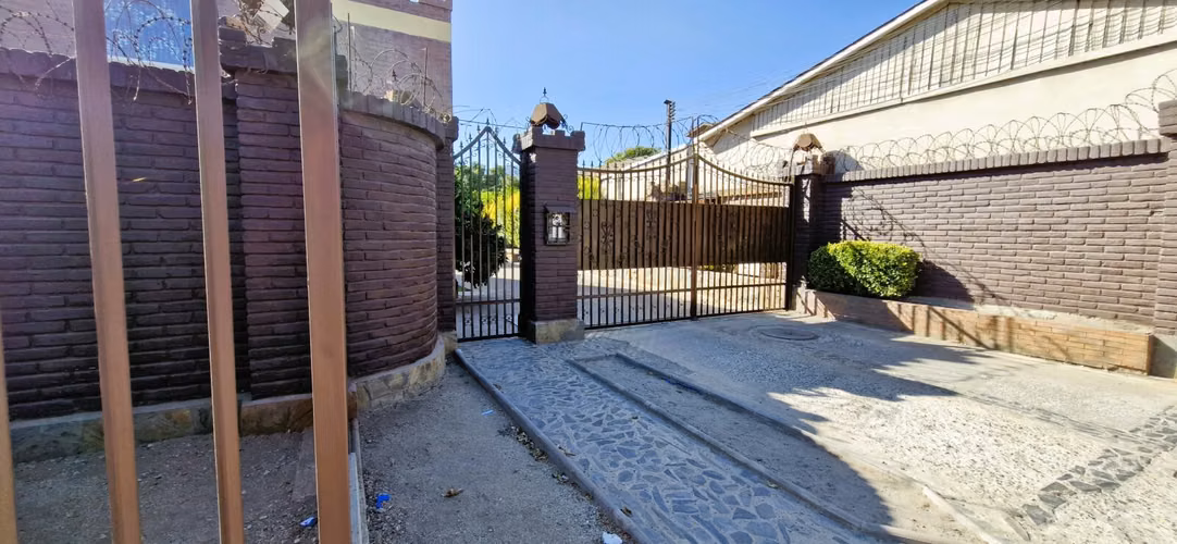 Venta de casa en condominio, sector residencial en Quillota, 220 M$ - Imagen 4
