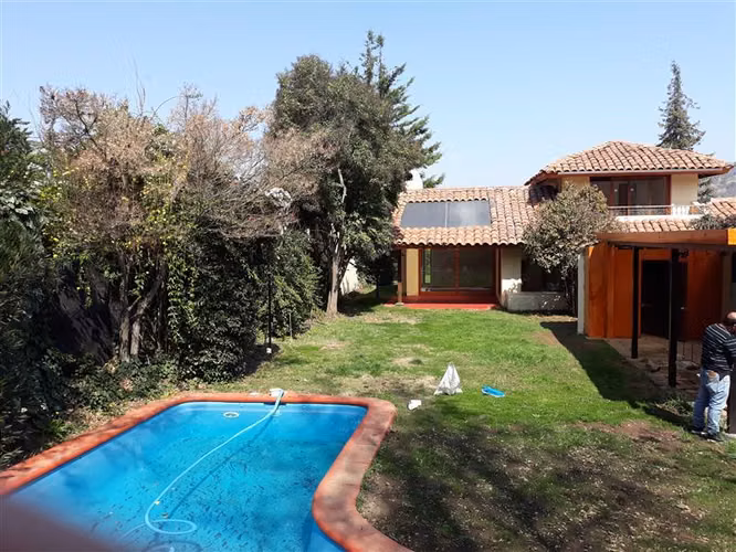 Casa en arriendo de 5 dorm. en Lo Barnechea - Imagen 3