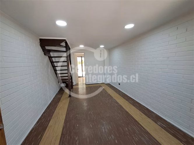 Casa en arriendo de 2 dorm. en La Florida - Imagen 2