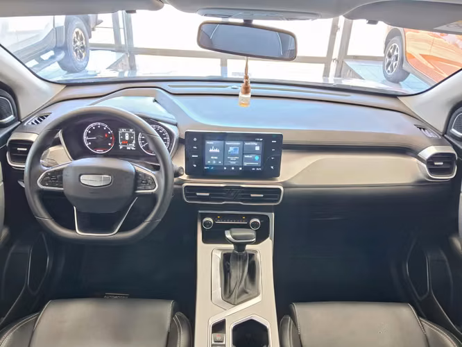 GEELY COOLRAY LITE 1.5 CVT PRIME 2025