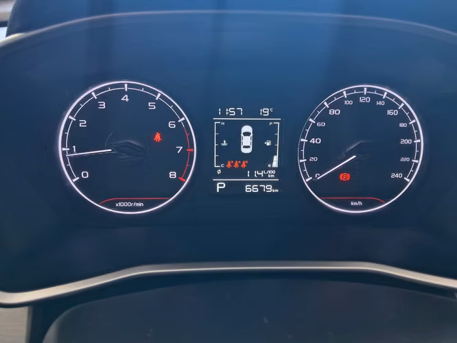 GEELY COOLRAY LITE 1.5 CVT PRIME 2025